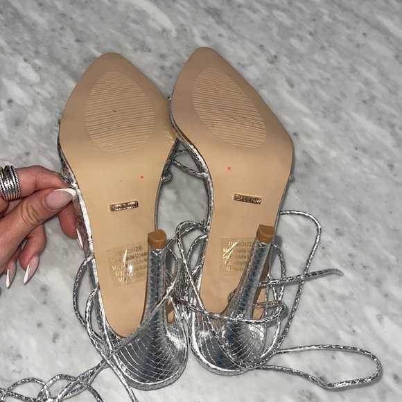 Silver lace up pointed toe heals - Picture 3 of 5